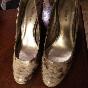 Liz Claiborne  pumps.